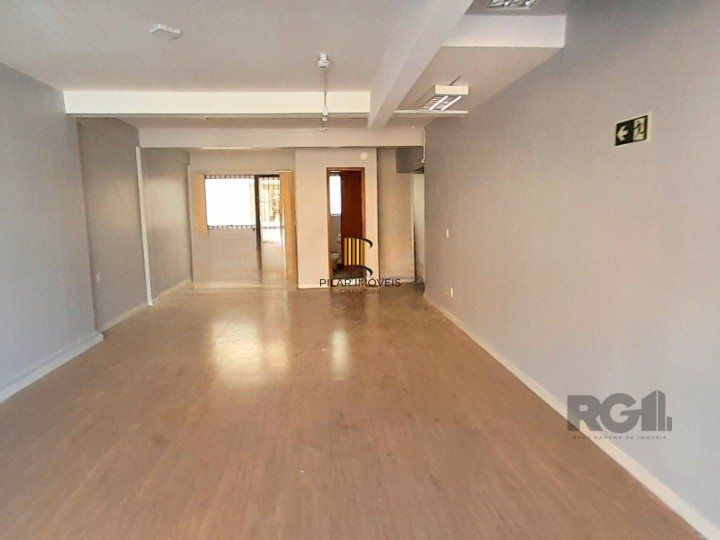 Sala comercial, no bairro Auxiliadora, à venda