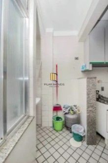 apartamento com três quartos no bairro Farroupilha