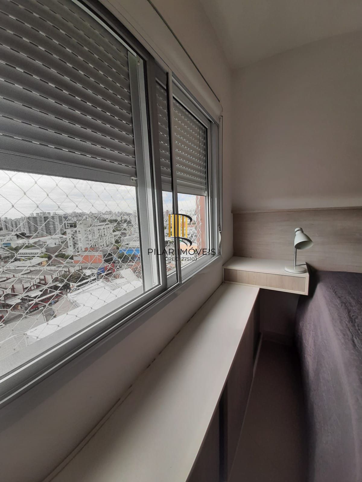 Apartamento 2 dormitórios no bairro Azenha