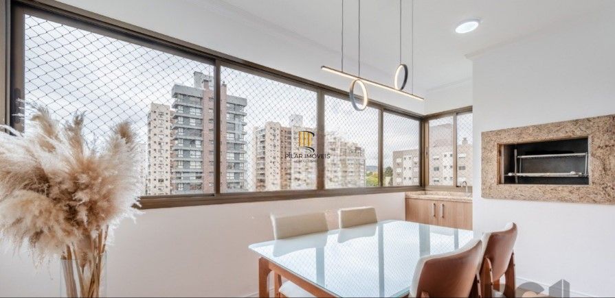 Apartamento de dois dormitórios localizado no bairro Passo da Areia em Porto Alegre/RS.