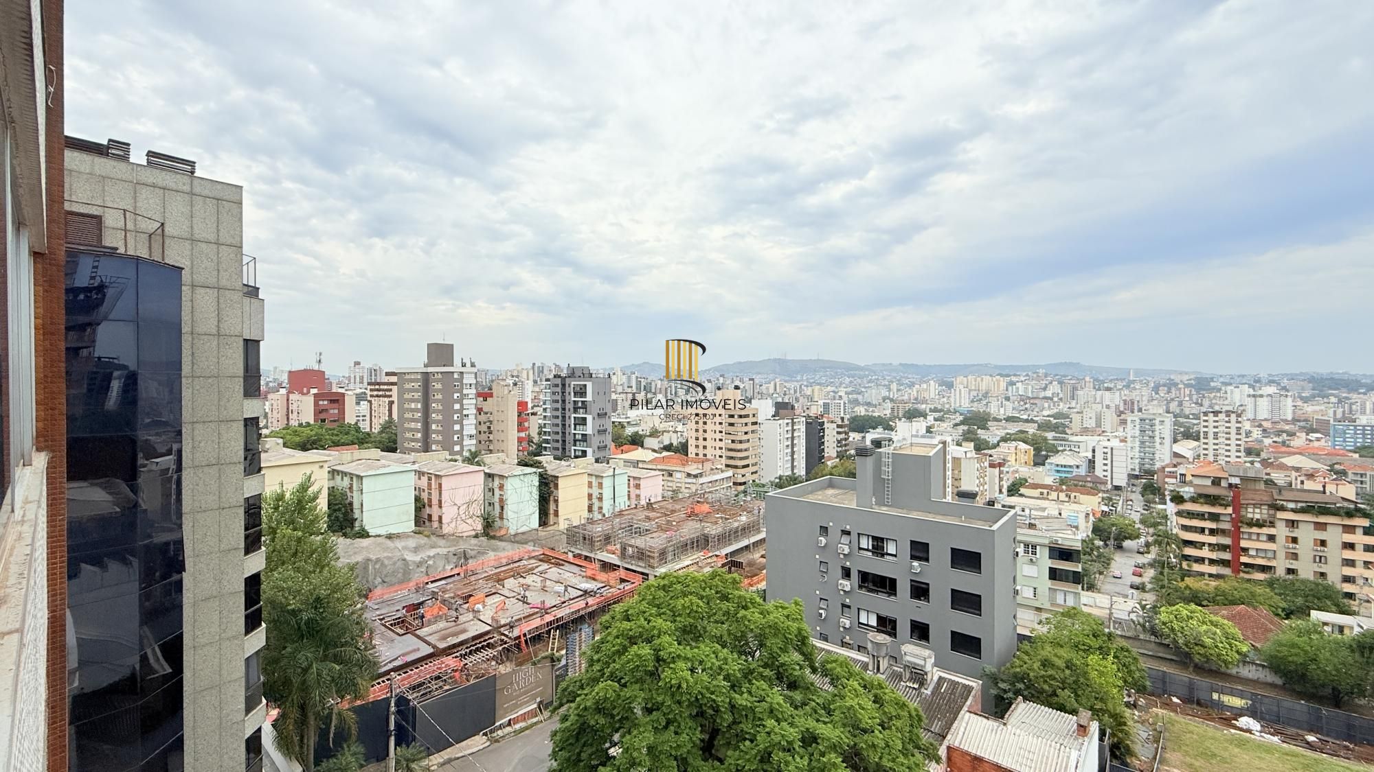 Apartamento 4 dormitórios no bairro Rio Branco