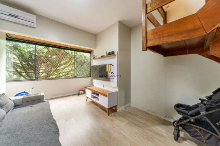 Cobertura 3 dormitórios no bairro Chácara das Pedras