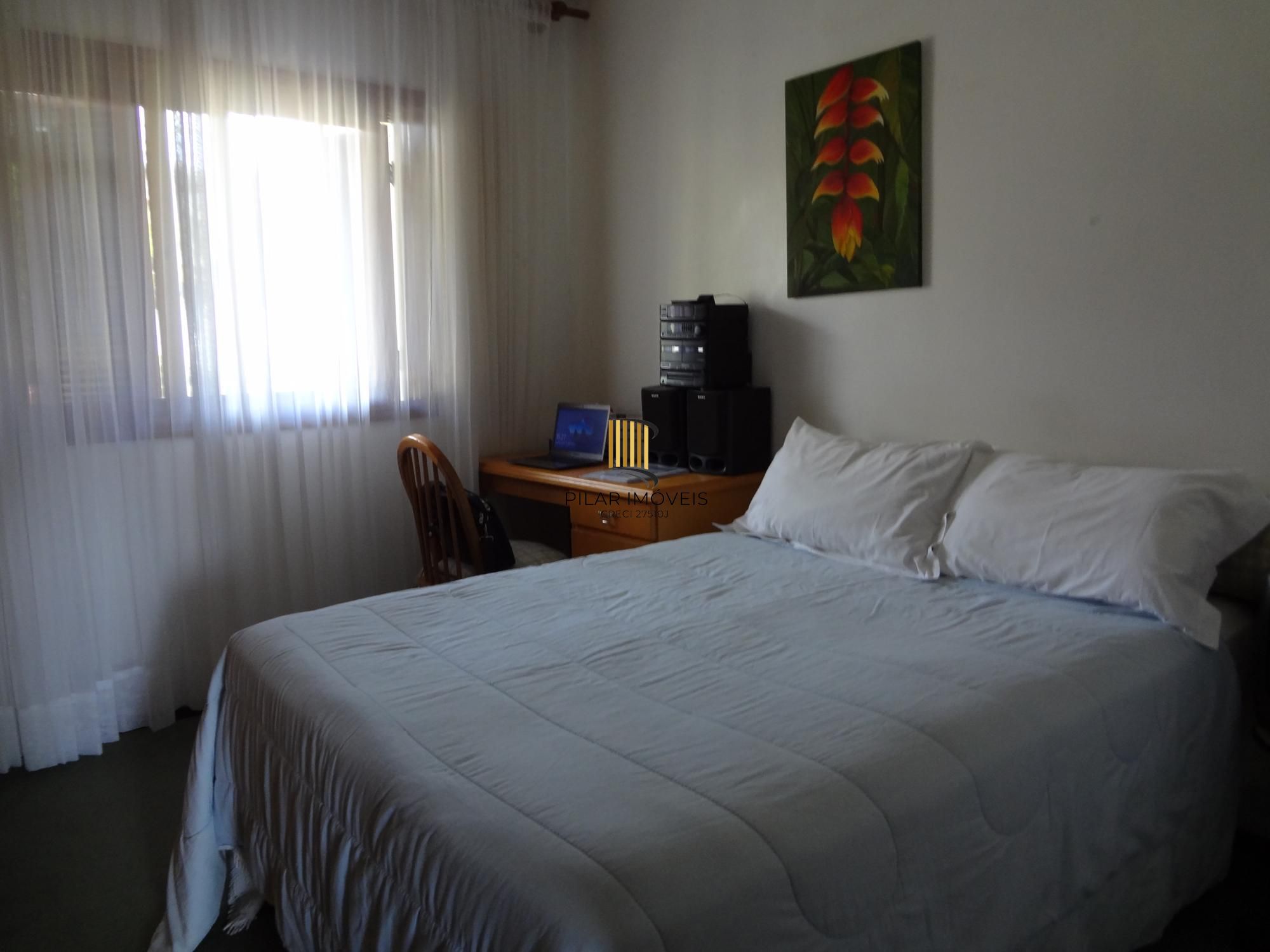 Casa para Venda - 230m², 3 dormitórios, sendo 1 suites, 3 vagas - Aberta Dos Morros