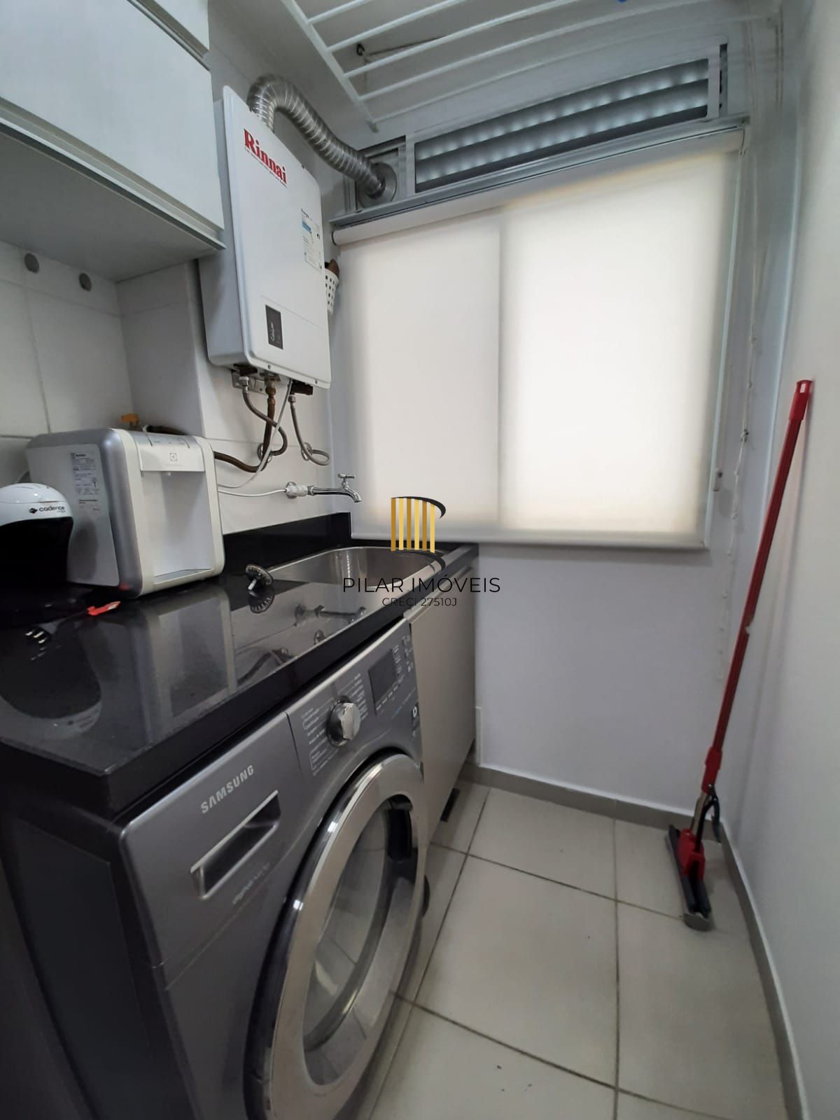 Apartamento 2 dormitórios no bairro Azenha