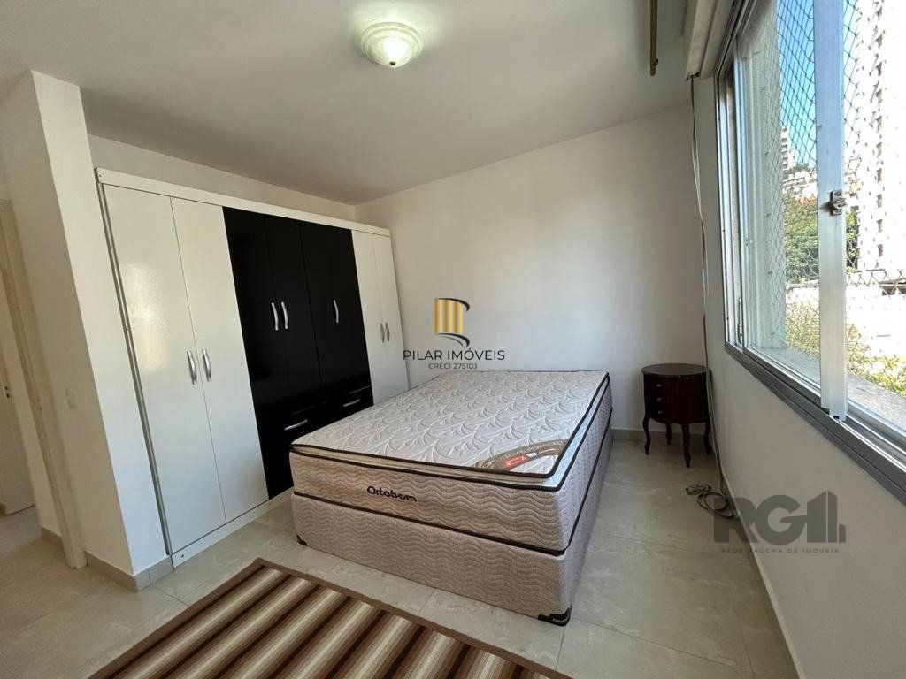 Apartamento de 72m² com 2 dormitórios, no bairro no bairro Mont Serrat.