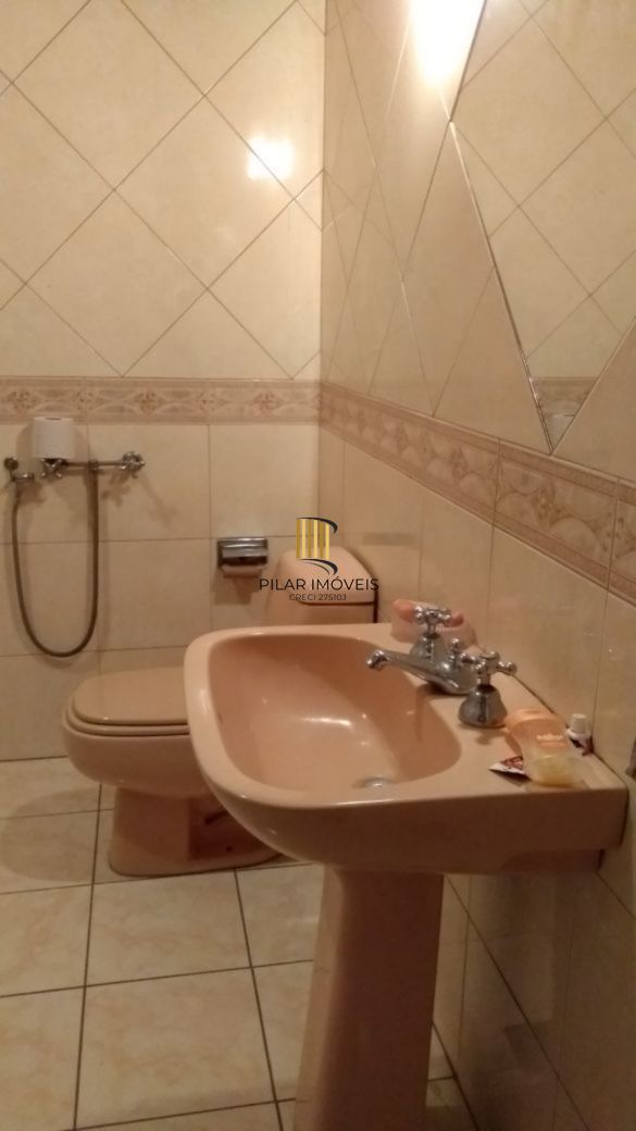 Casa para Venda - 206m², 4 dormitórios, 2 vagas - Navegantes