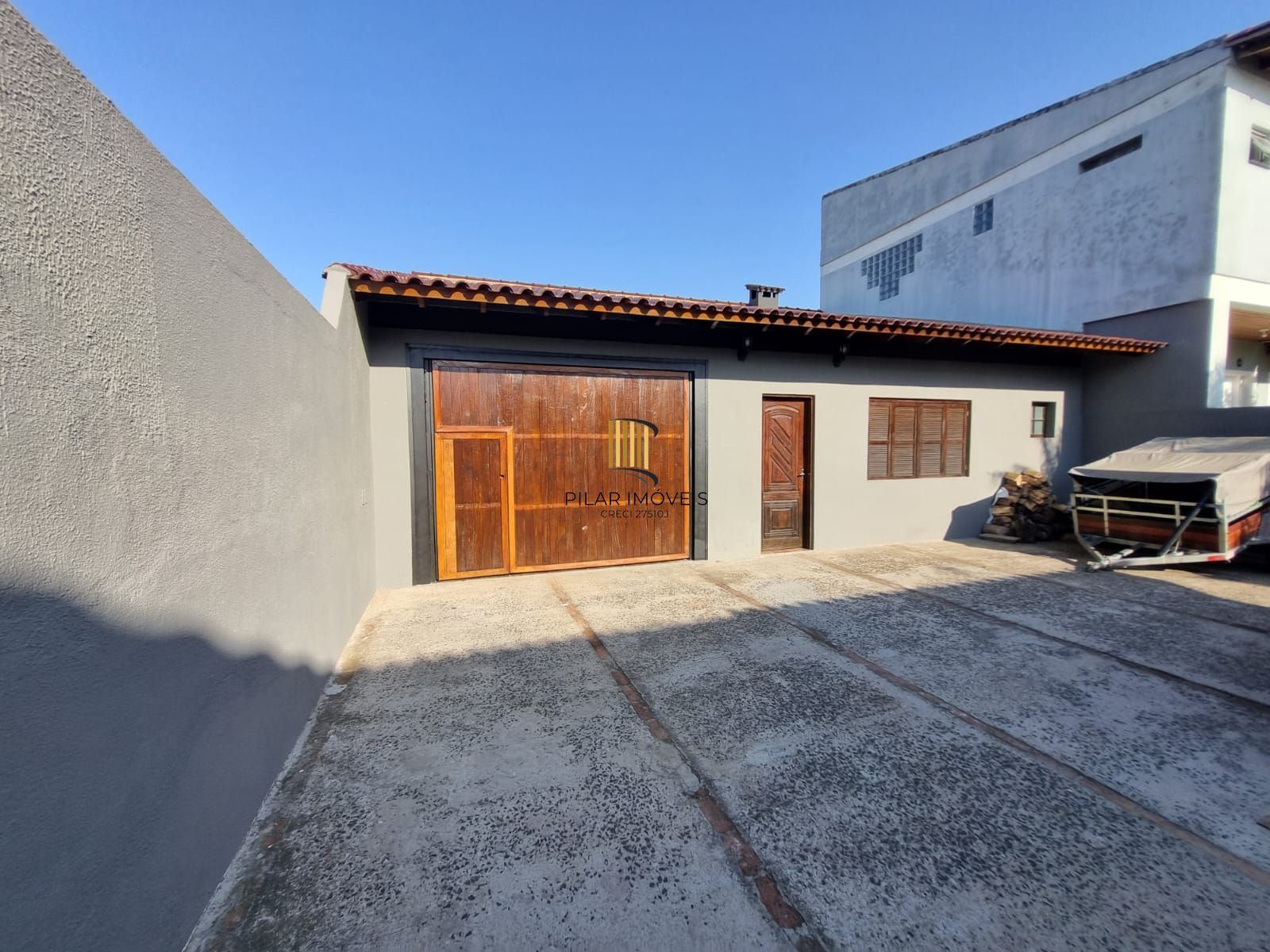 Casa para Venda - 177m², 4 dormitórios, sendo 1 suites, 2 vagas - Partenon