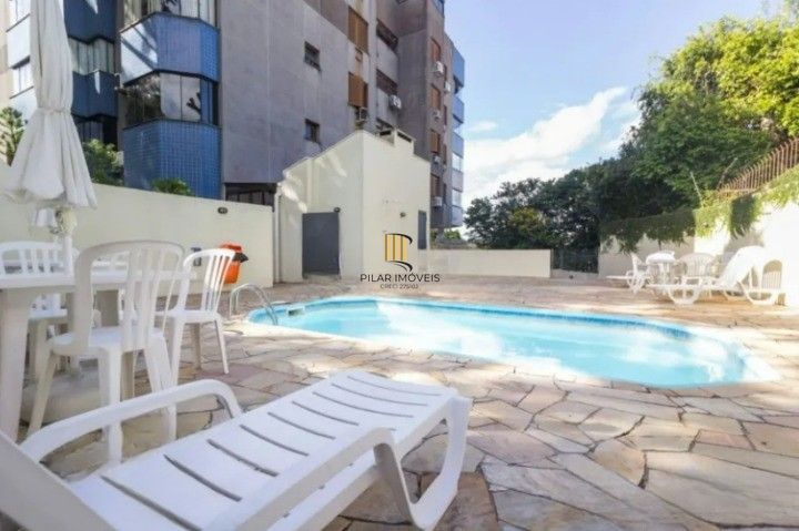 Cobertura 3 dormitórios no bairro Chácara das Pedras