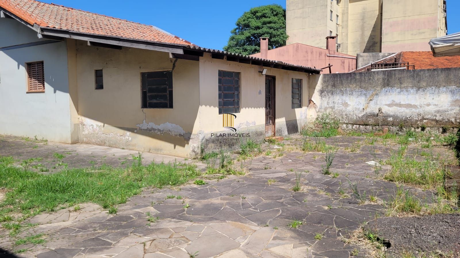 Casa 3 dormitórios no bairro Partenon