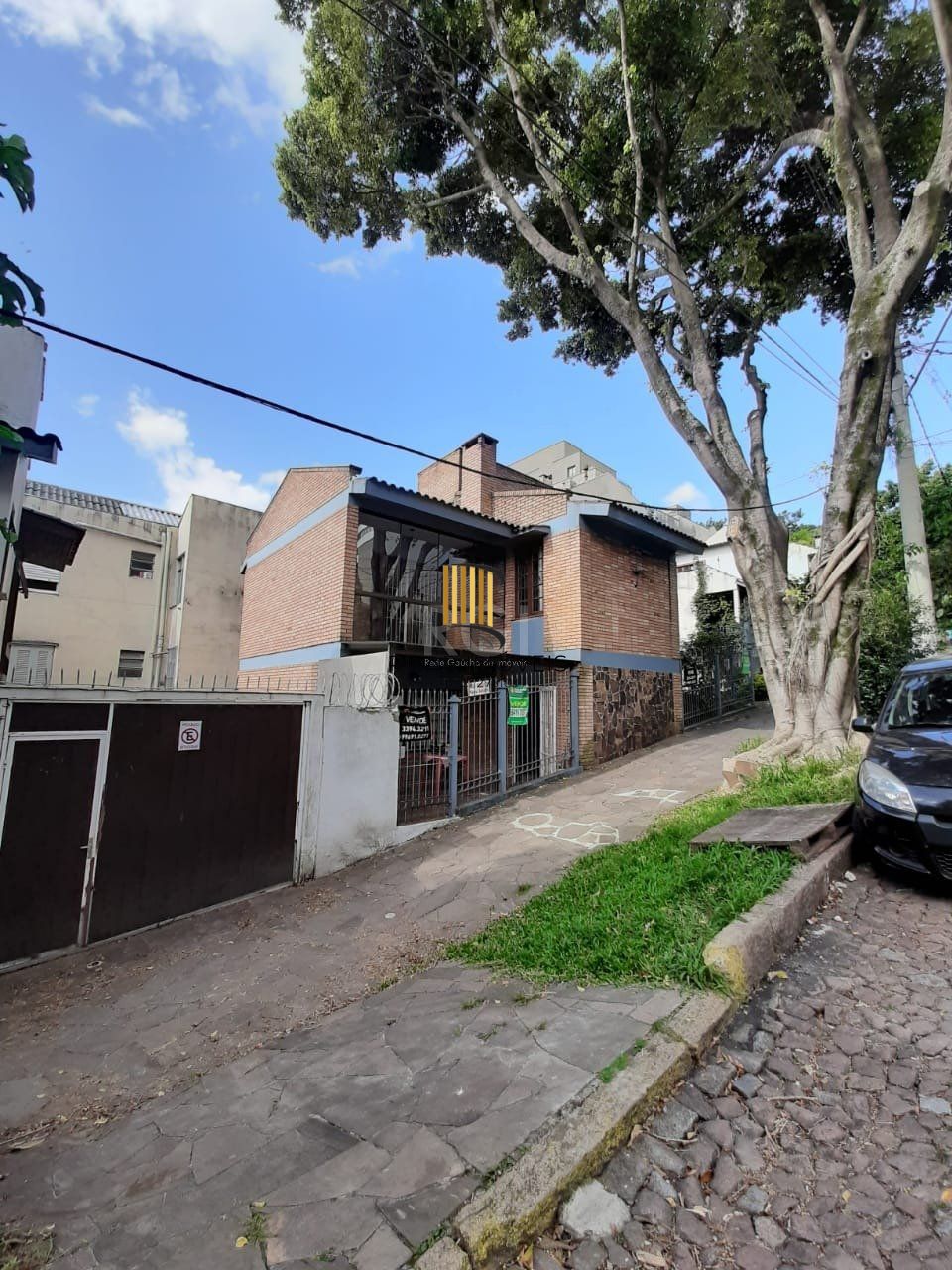 Casa para Venda - 262.02m², 3 dormitórios, sendo 1 suites, 6 vagas - Auxiliadora