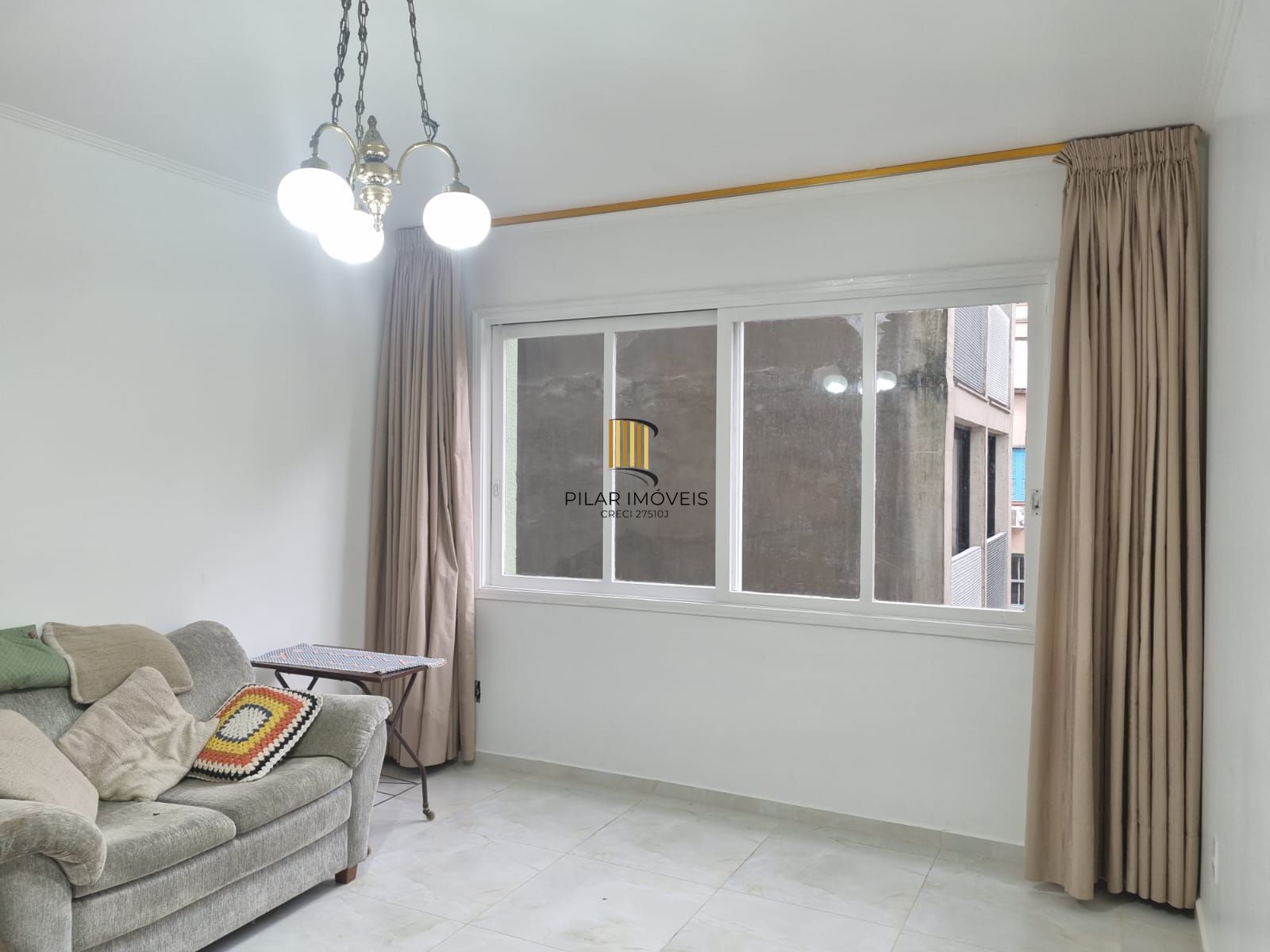 Apartamento para Venda - 99.05m², 3 dormitórios, sendo 1 suites, 1 vaga - Centro Histórico