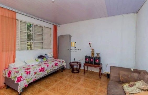 Casa para Venda - 308m², 3 dormitórios, sendo 1 suites, 2 vagas - Coronel Aparício Borges