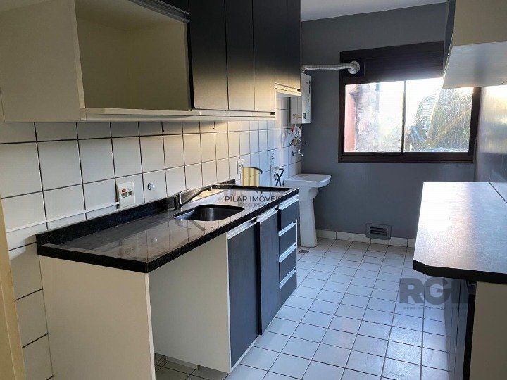 Apartamento de 3 dormitóios no bairro Teresopolis