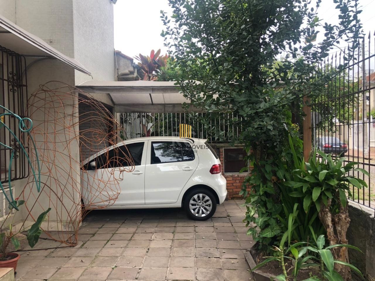 Casa para Venda - 336m², 4 dormitórios, sendo 1 suites, 2 vagas - Azenha