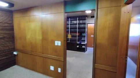 Conjunto Comercial 5 dormitórios no bairro Centro Histórico