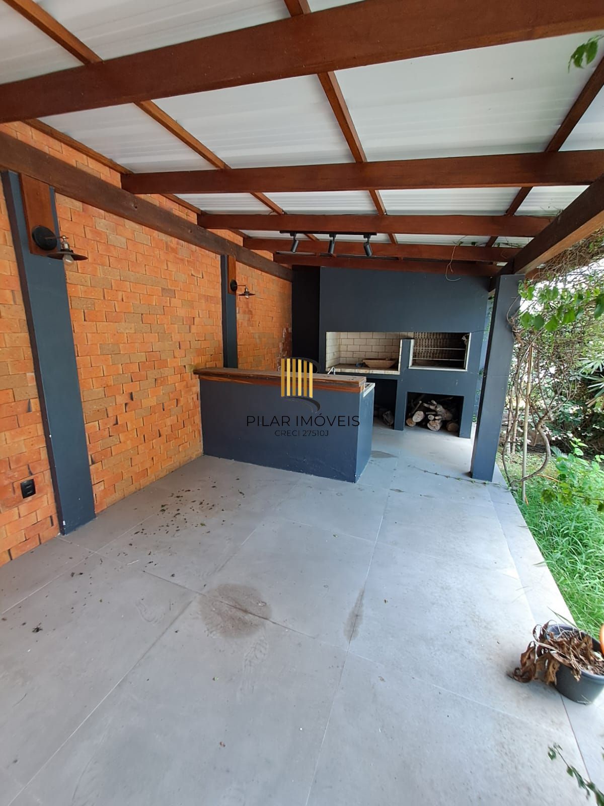 Casa 3 dormitórios no bairro Auxiliadora