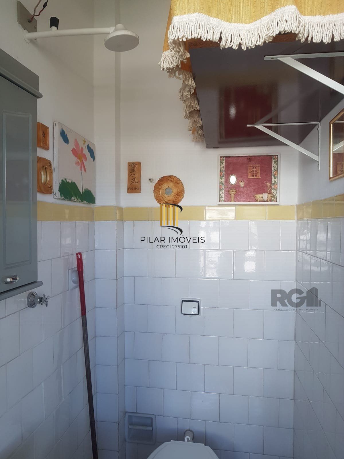 Apartamento 2 dormitórios no bairro Azenha