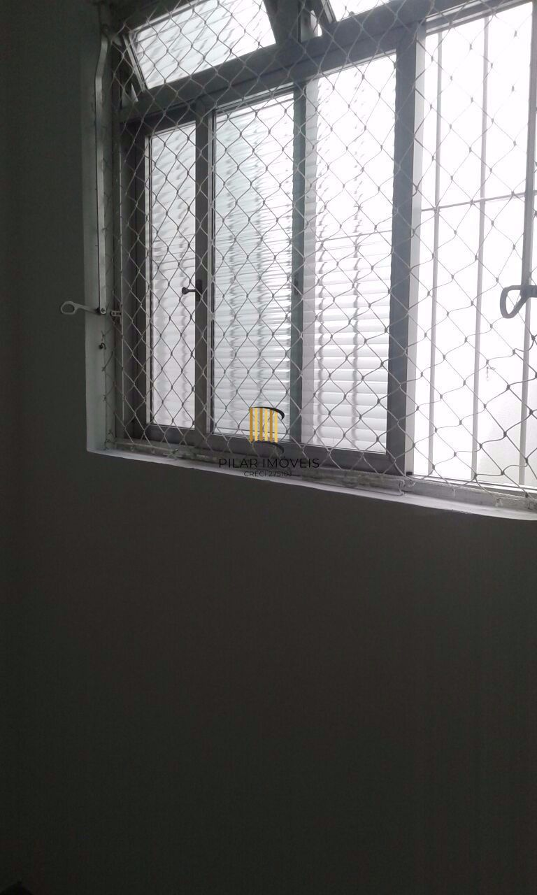 Apartamento para Venda - 72m², 2 dormitórios, 1 vaga - Petrópolis