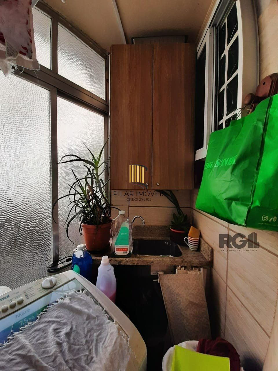 Apartamento 2 dormitórios no bairro Menino Deus