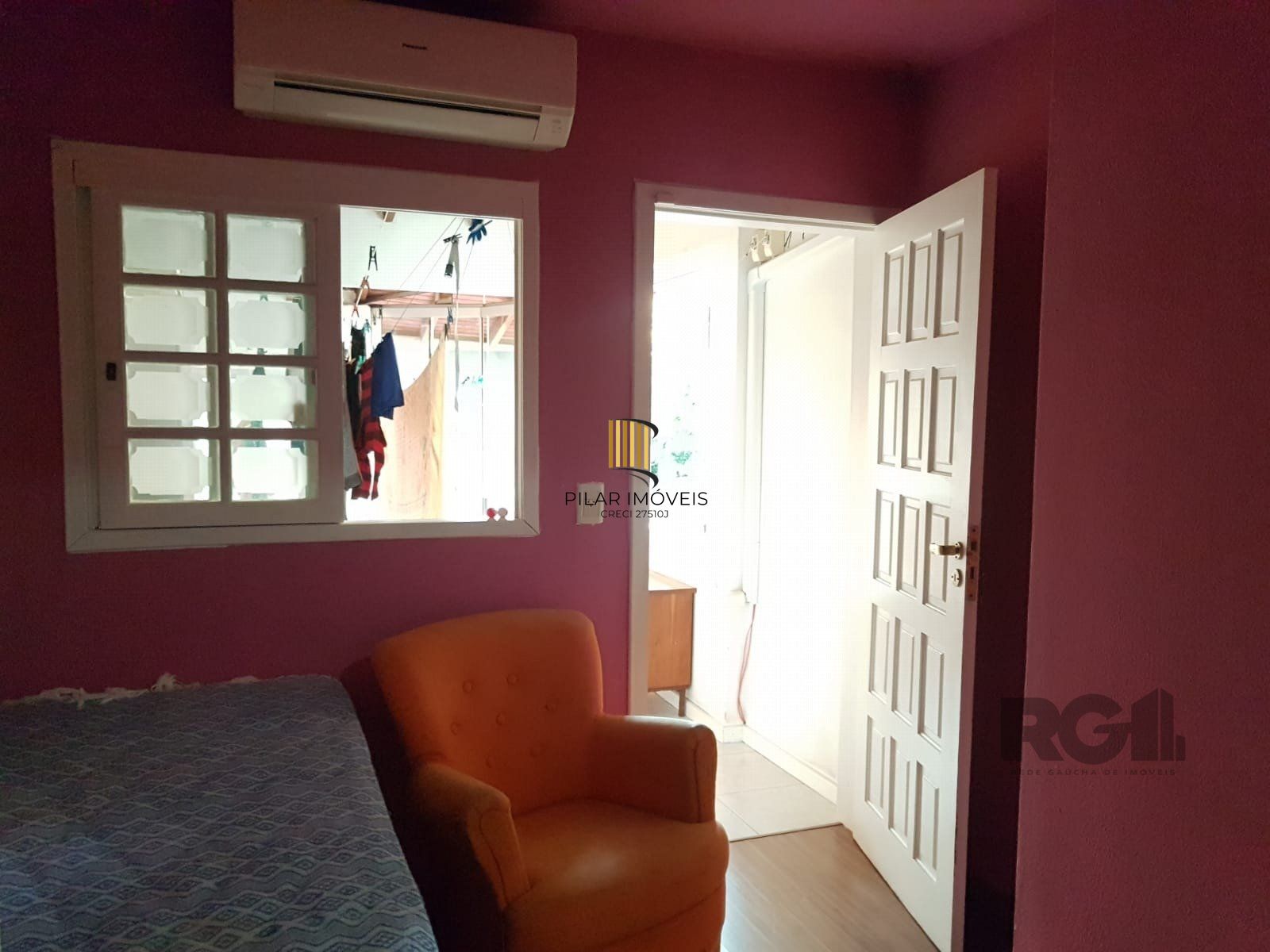 CASA 4 DORMITORIOS SANTANA