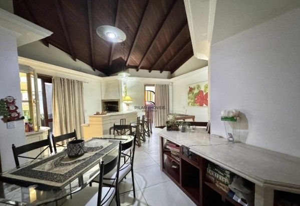 Cobertura 3 dormitórios no bairro Centro