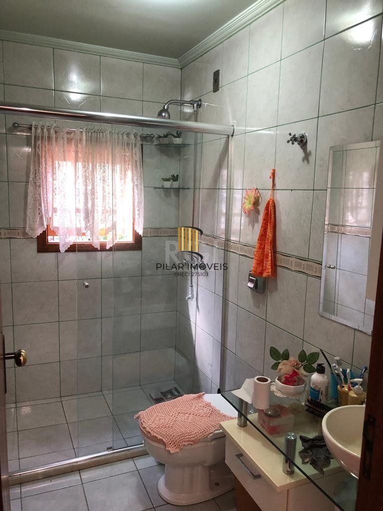 Casa para Venda - 225.91m², 4 dormitórios, sendo 2 suites, 1 vaga - Nonoai