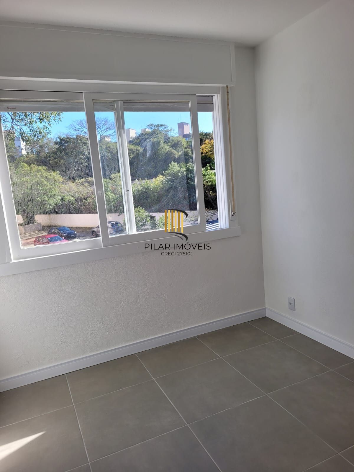 Apartamento 1 dormitório no bairro Morro Santana