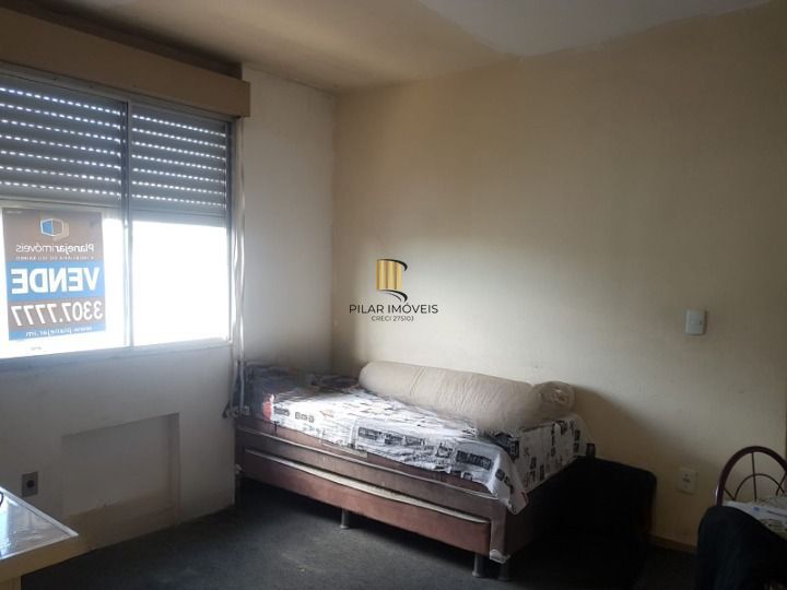 Apartamento de 1 dormitório no bairro azenha
