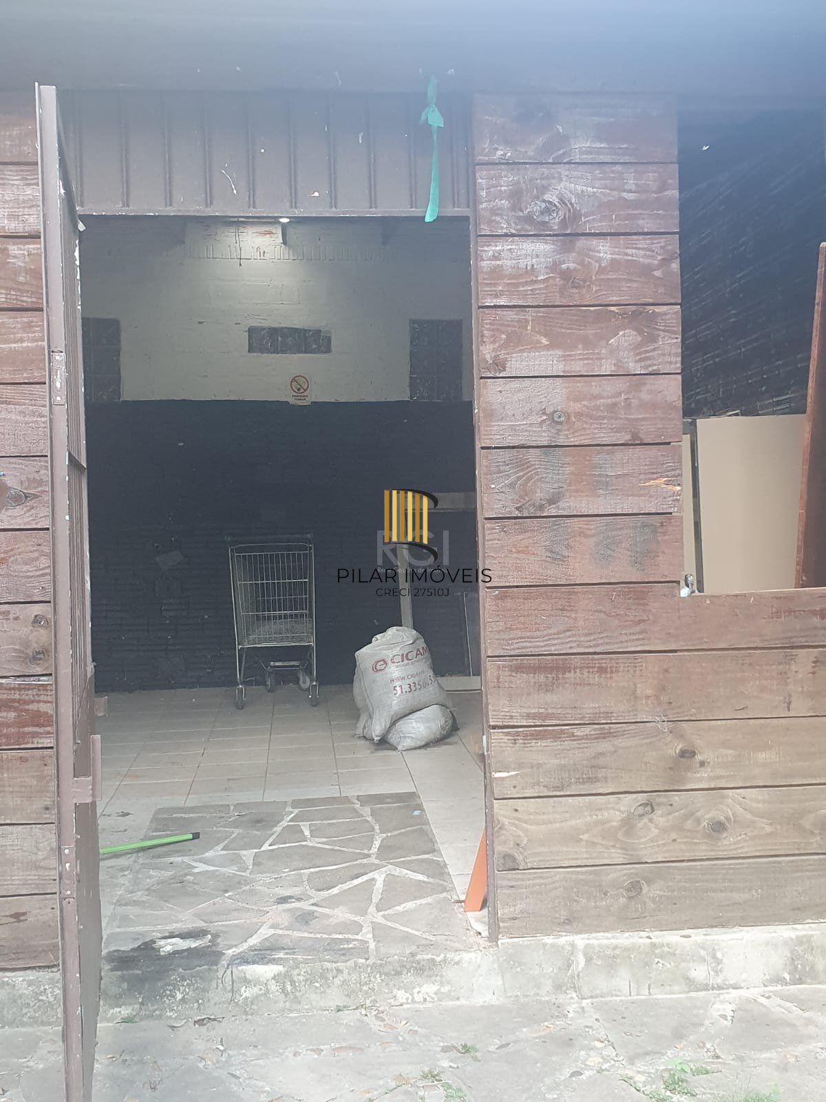 Casa para Venda - 242m², 3 dormitórios, 1 vaga - Cidade Baixa