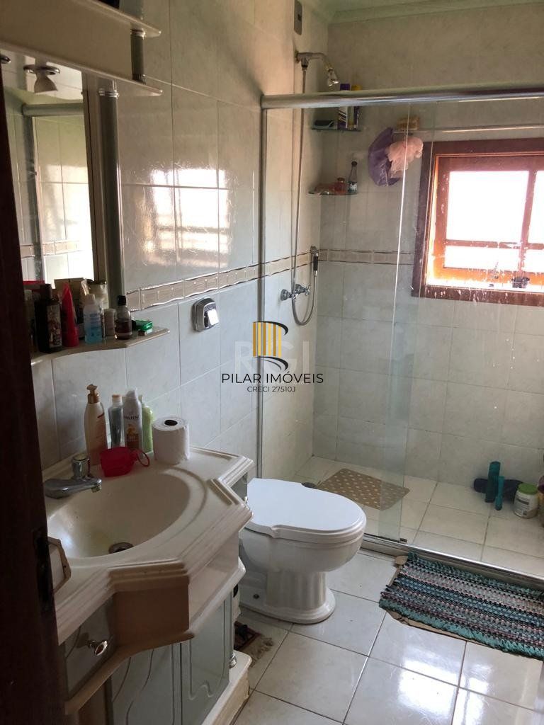 Casa para Venda - 225.91m², 4 dormitórios, sendo 2 suites, 1 vaga - Nonoai