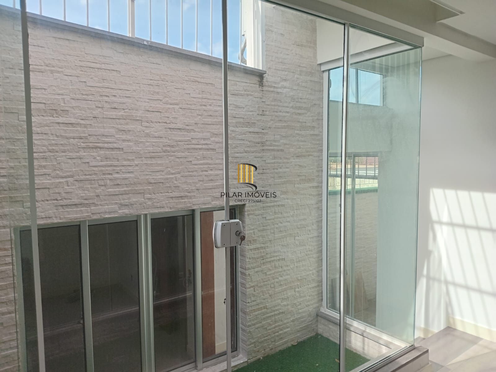 Apartamento de 3 quartos com vaga no bairro Teresópolis