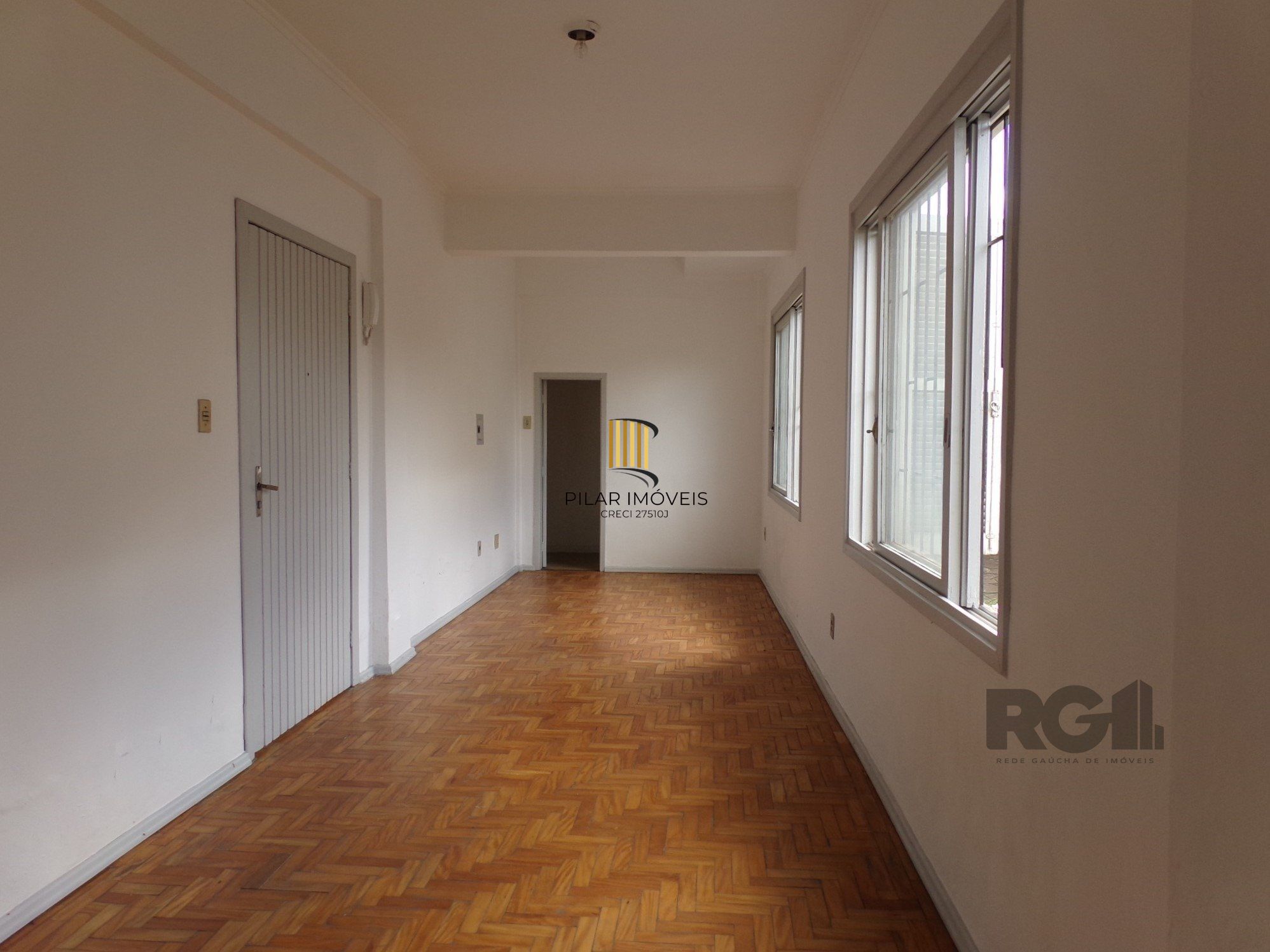 Apartamento JK no bairro Partenon. - Pilar Imóveis