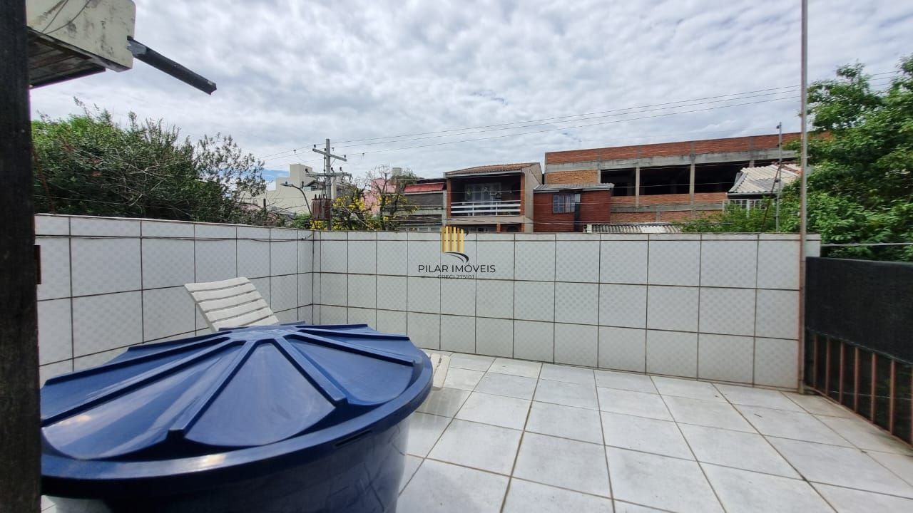 Casa estilo sobrado para venda de 3 dormitórios  com  2 vagas de garagem no bairro Cidade Baixa em Porto Alegre/RS.