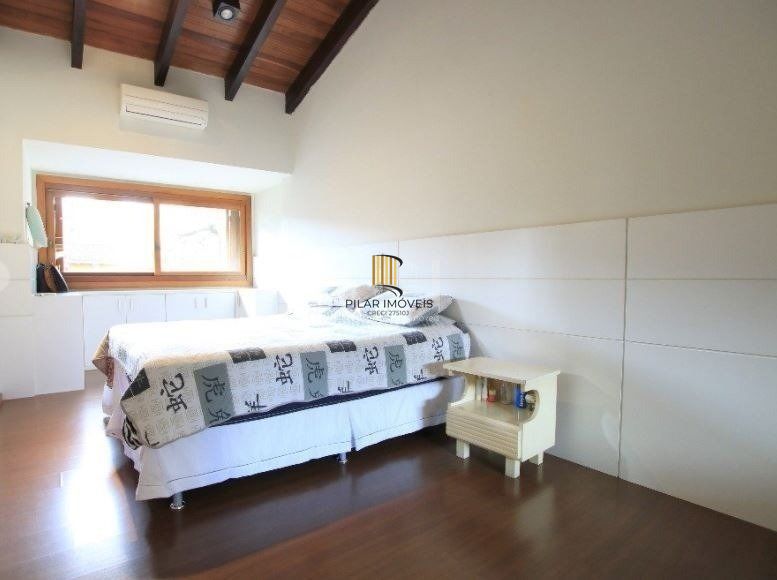 Casa para Venda - 395m², 3 dormitórios, sendo 3 suites, 2 vagas - Santana