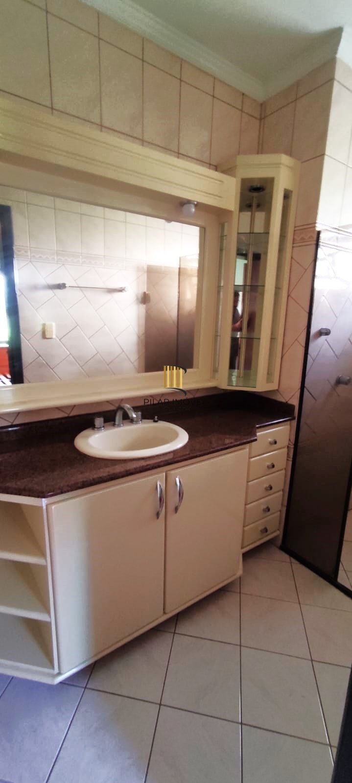 Casa 4 dormitórios no bairro Jardim Itu