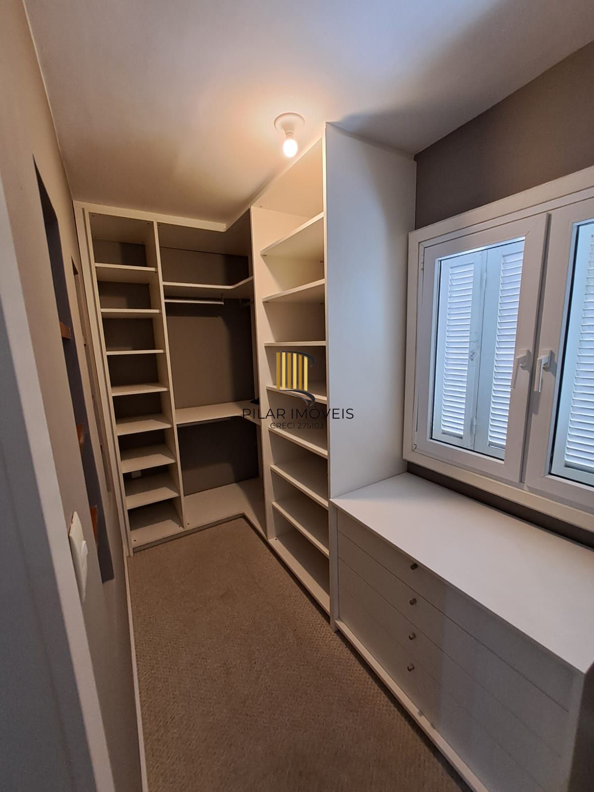 Casa 3 dormitórios no bairro Auxiliadora