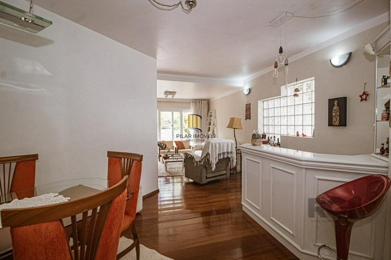 Casa 3 dormitórios no bairro Santo Antônio