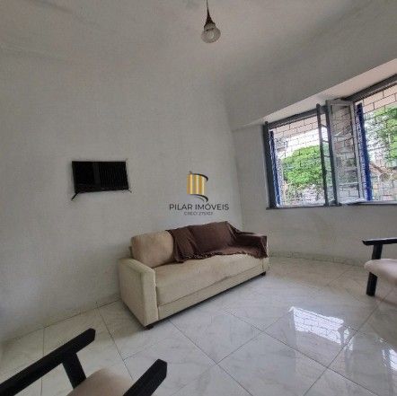 Casa 4 dormitórios no bairro Partenon