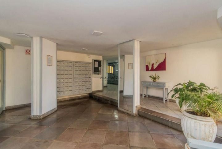 Apartamento 2 dormitórios no bairro Tristeza