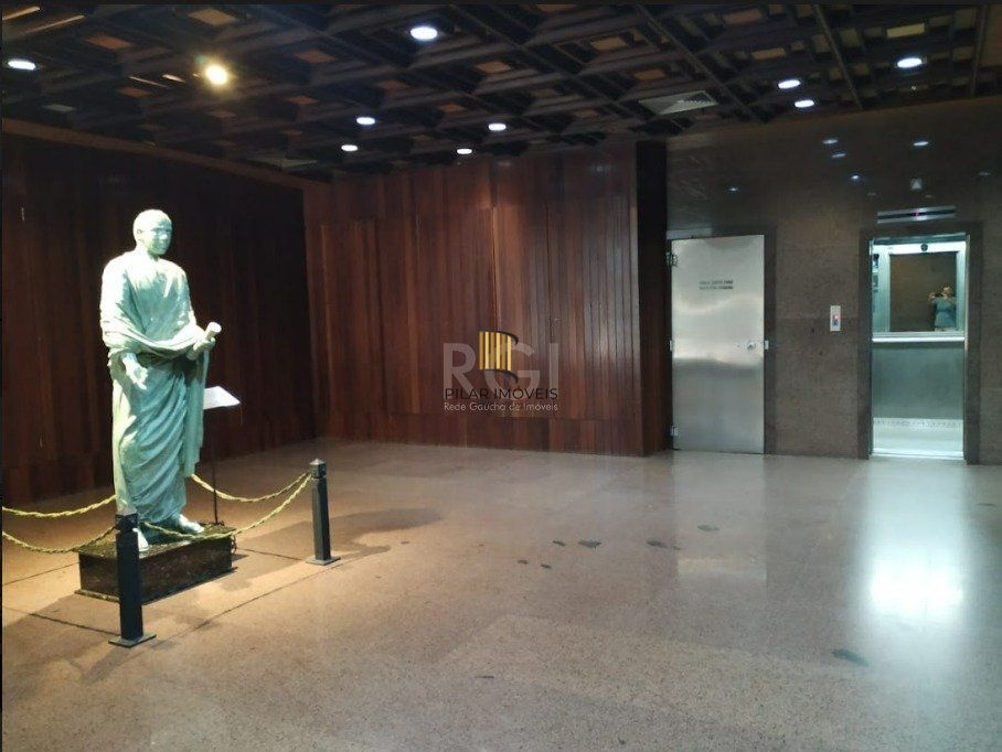 SALA COMERCIAL NO CENTRO HISTÓRICO