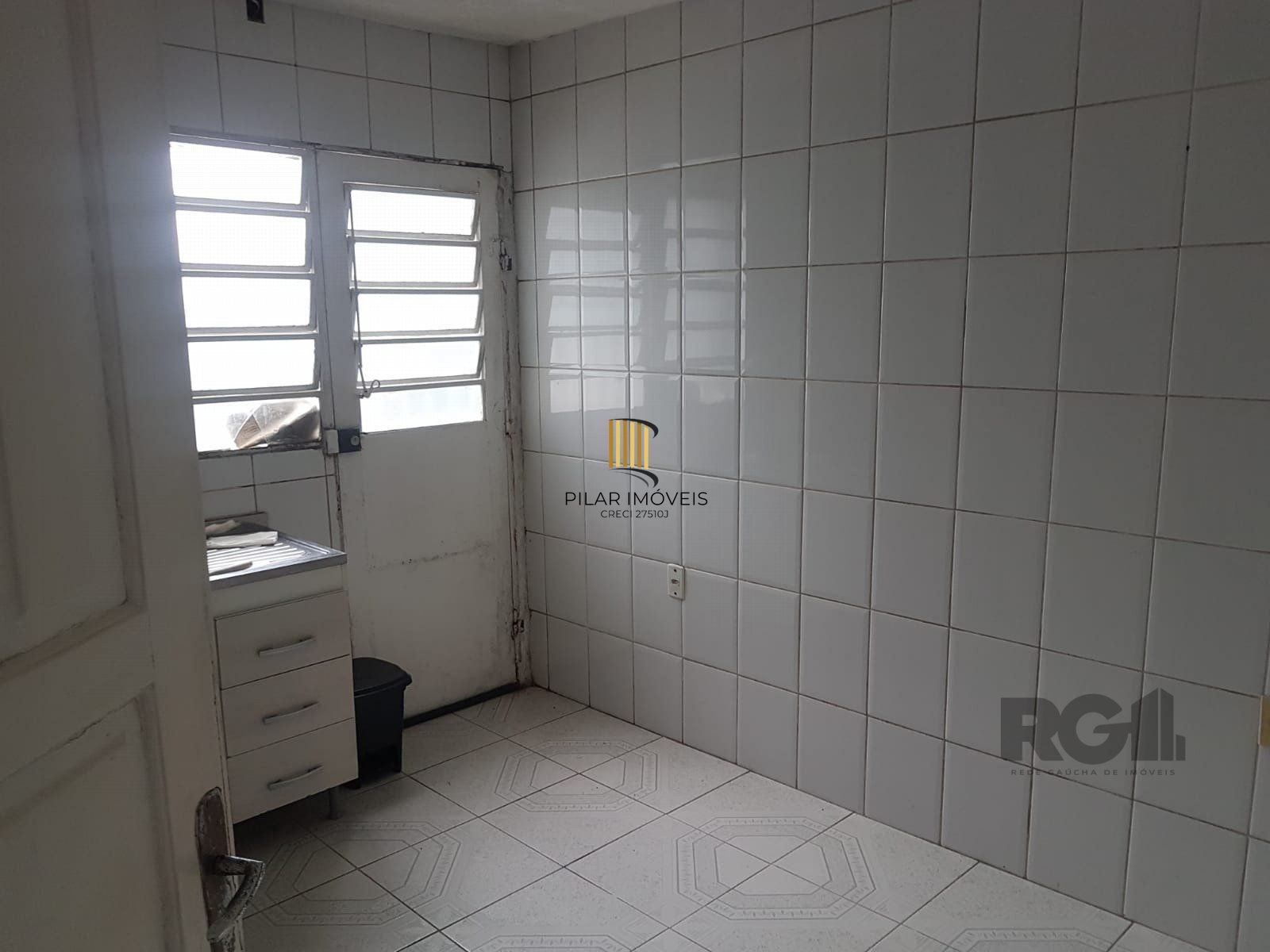 Casa Comercial no bairro Medianeira