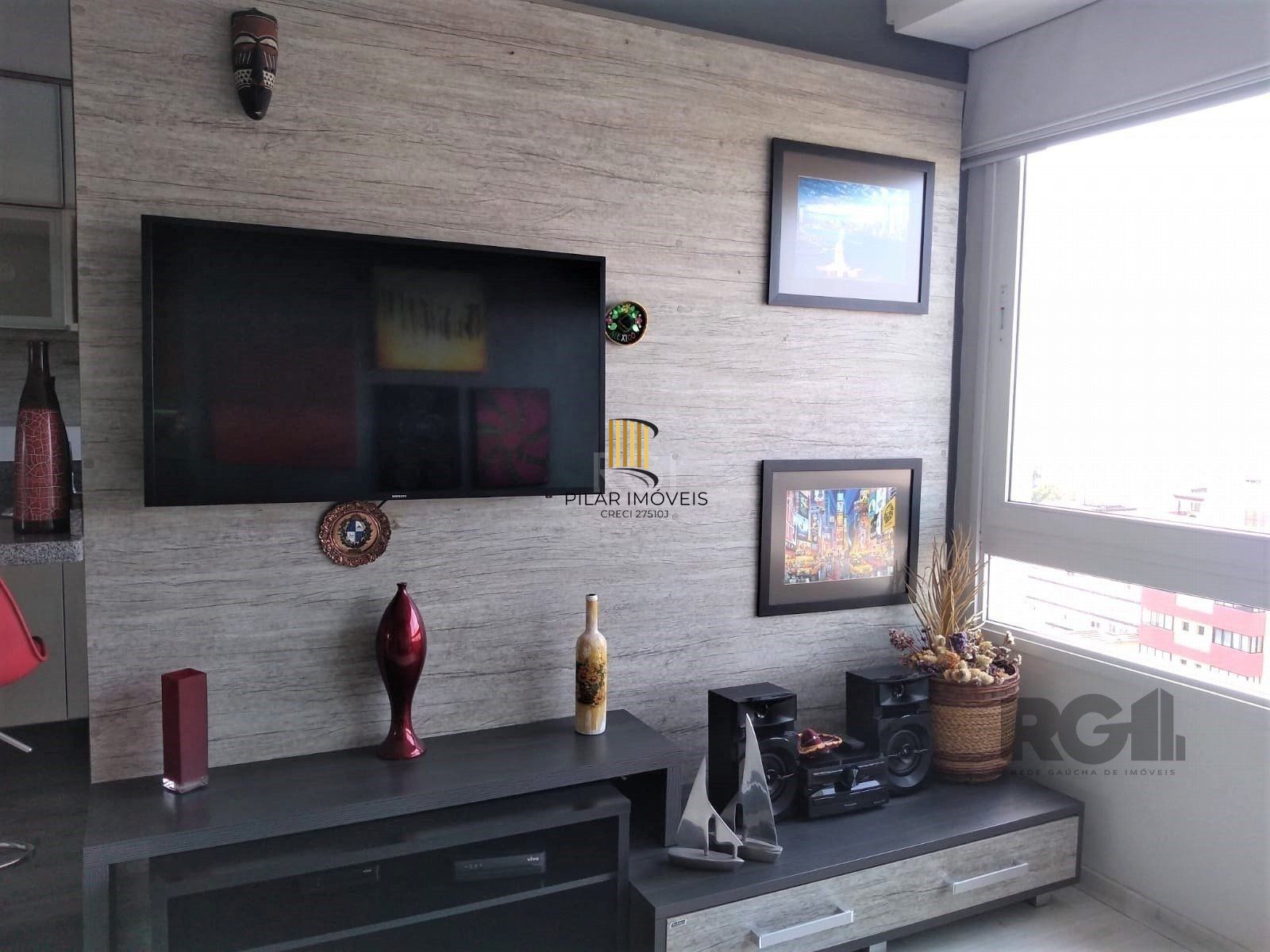 Apartamento para Venda - 67.28m², 2 dormitórios, sendo 1 suites, 1 vaga - Cidade Baixa