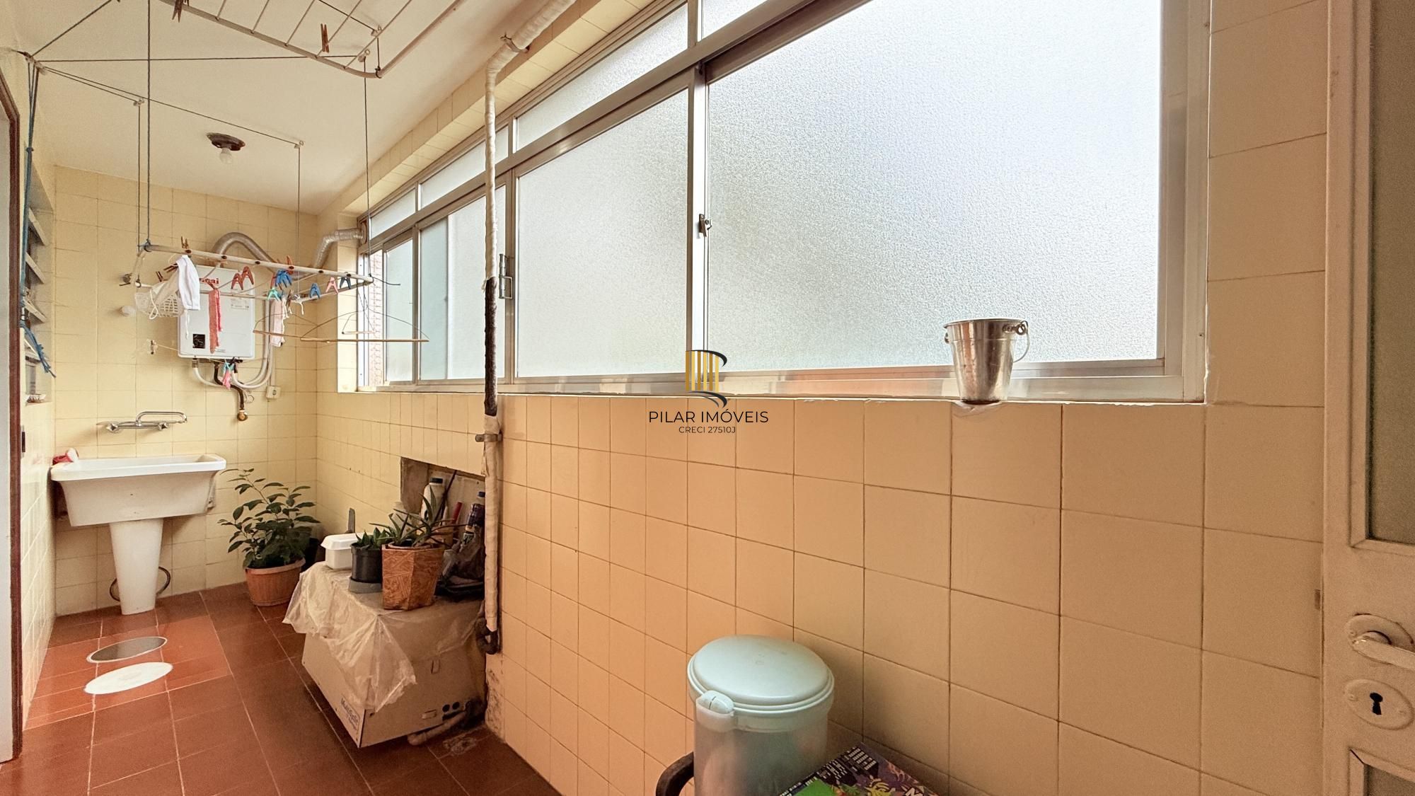 Apartamento 4 dormitórios no bairro Rio Branco