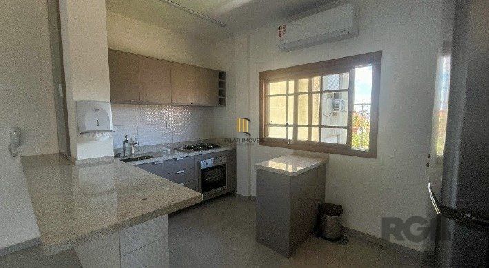 Cobertura 1 dormitório no bairro Cristal