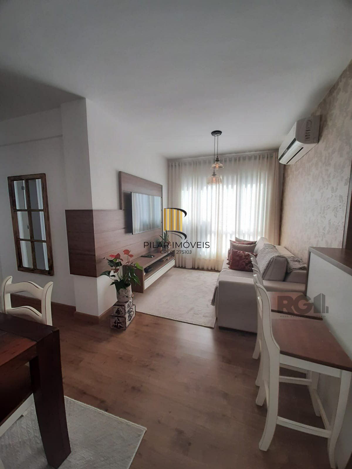 Apartamento 2 dormitórios no bairro Azenha