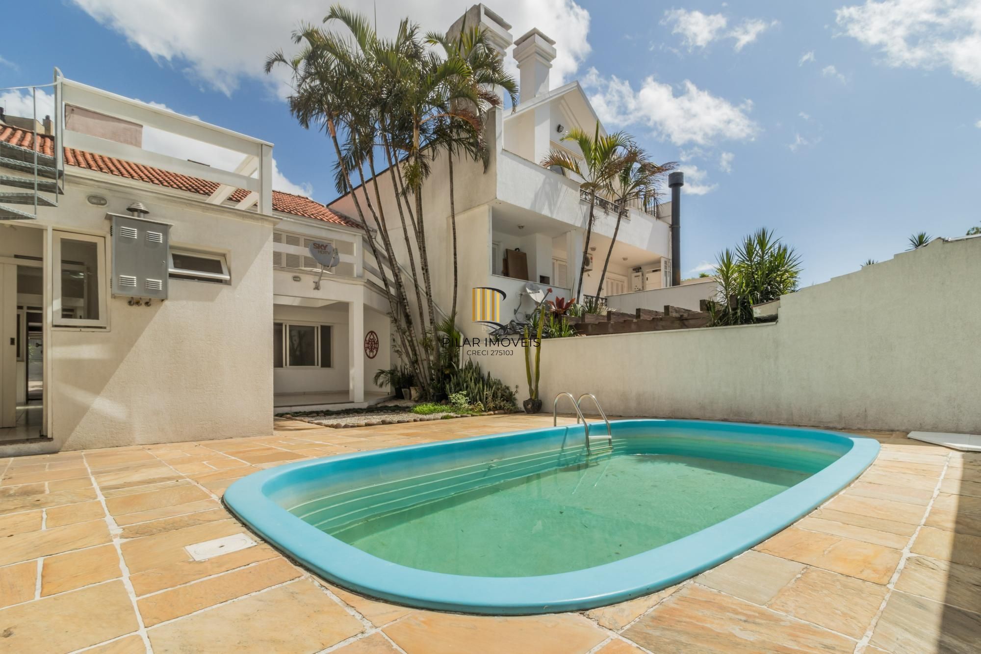 Casa para Venda - 250m², 4 dormitórios, sendo 1 suites, 3 vagas - Menino Deus