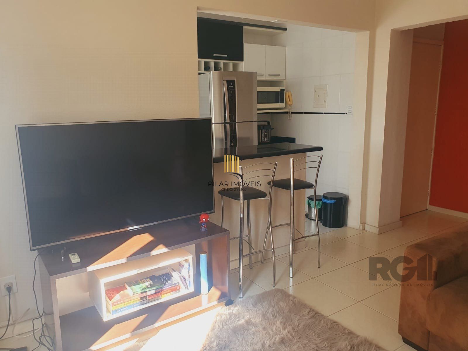 Apartamento de 02 dormitórios, no bairro Partenon, para locação