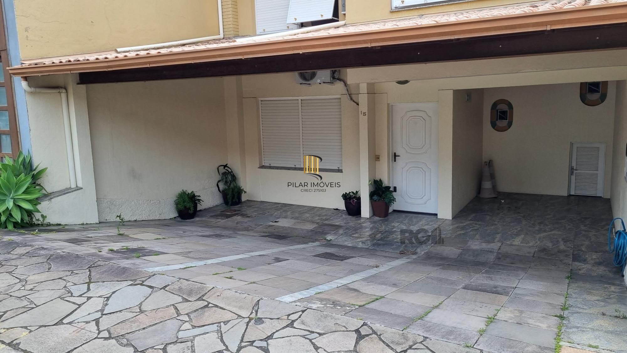 Casa de Condomínio 3 dormitórios no bairro Santo Antônio