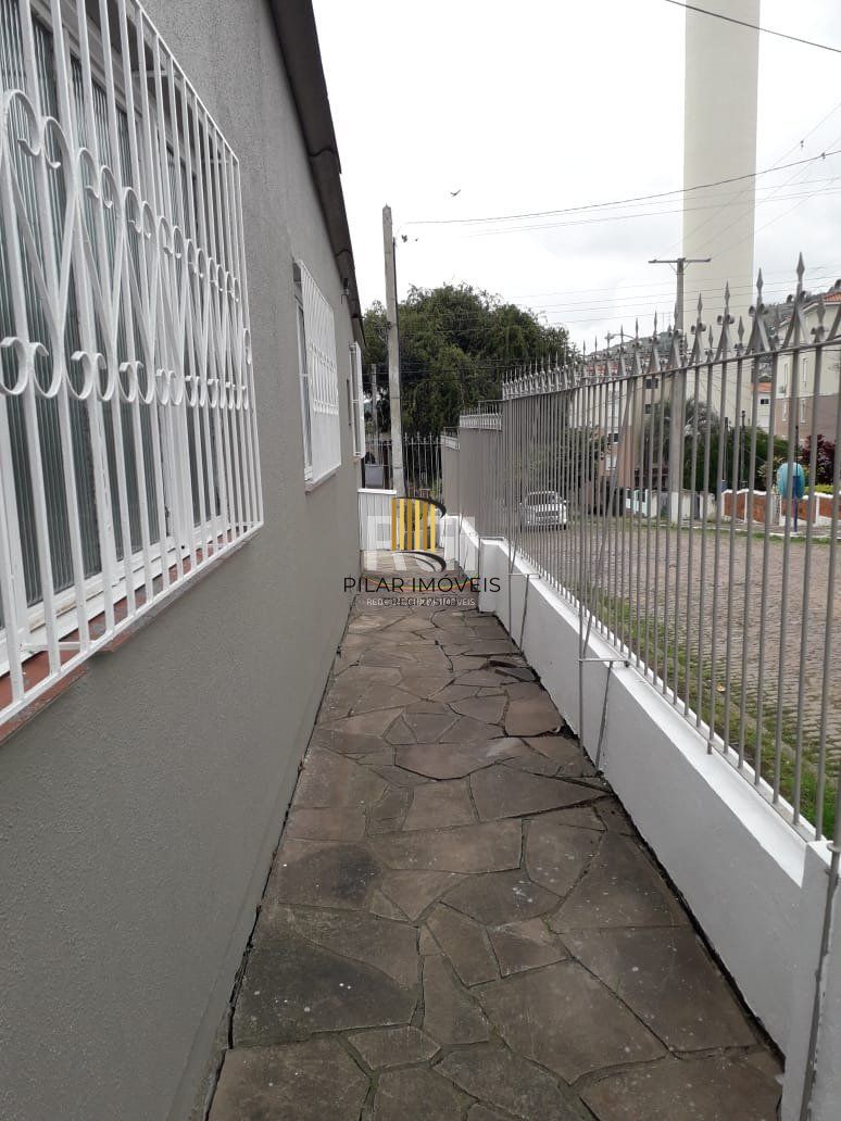 Casa para Venda - 91m², 3 dormitórios, 3 vagas - Jardim Ypu