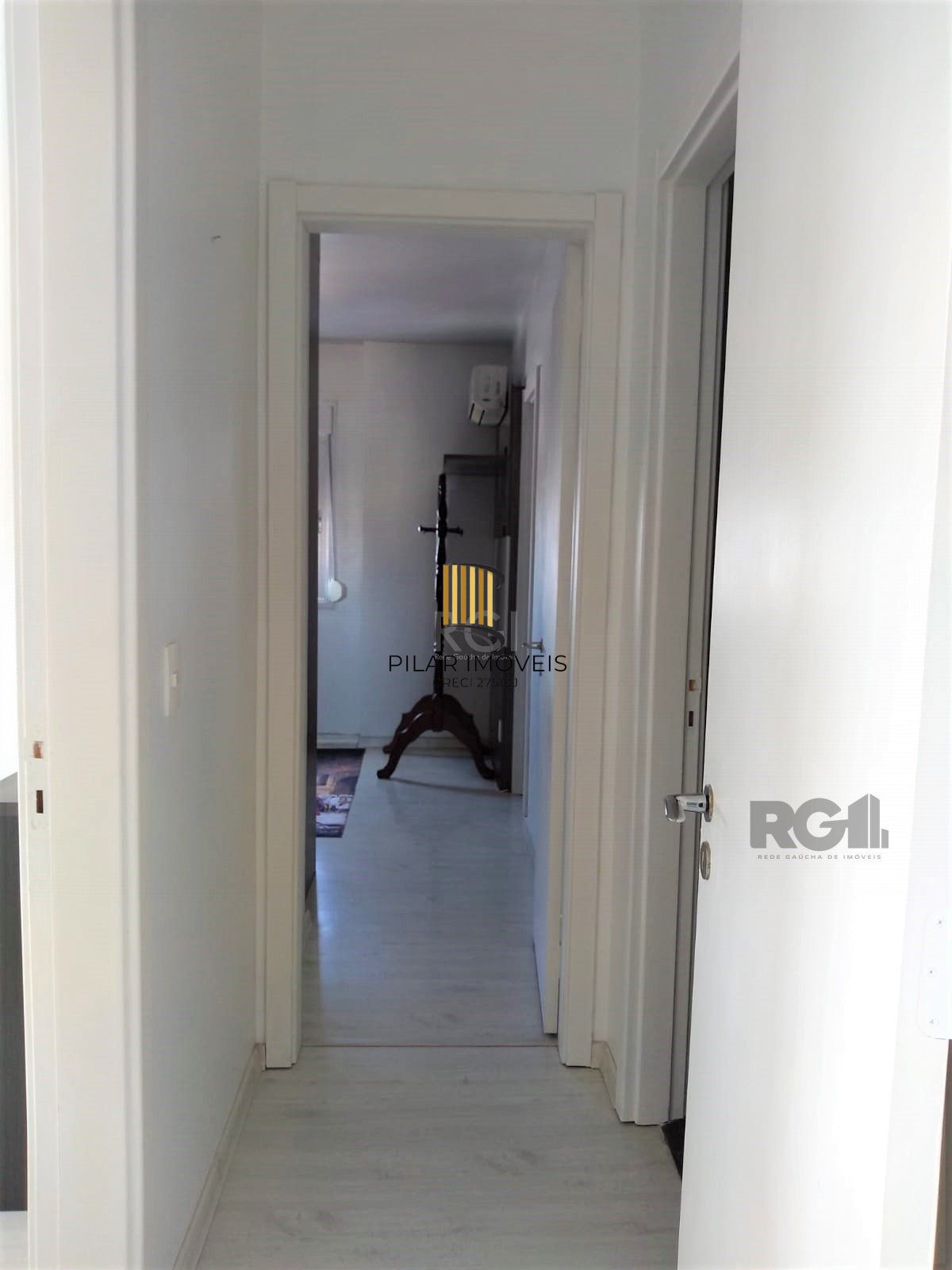 Apartamento para Venda - 67.28m², 2 dormitórios, sendo 1 suites, 1 vaga - Cidade Baixa